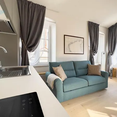 Corridoni 2e Tirabora Short Rent Apartamento