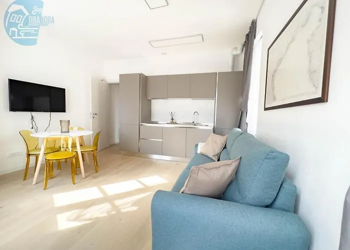 Corridoni 2e Tirabora Short Rent Apartmán