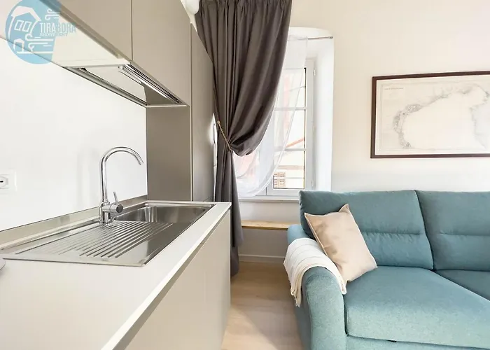 Corridoni 2e Tirabora Short Rent Apartmán